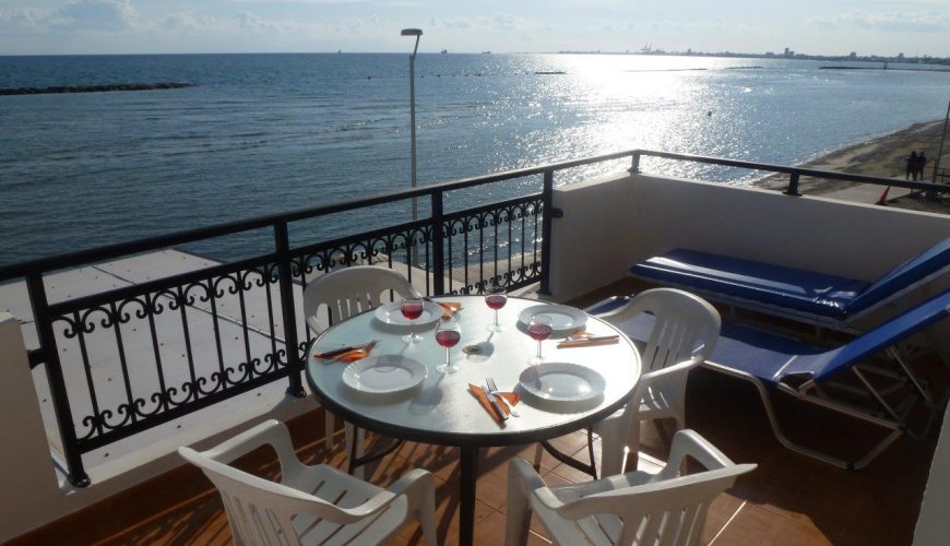 Holiday Beach Rentals Sea View Villas & Apartments in Oroklini, Larnaca, Cyprus