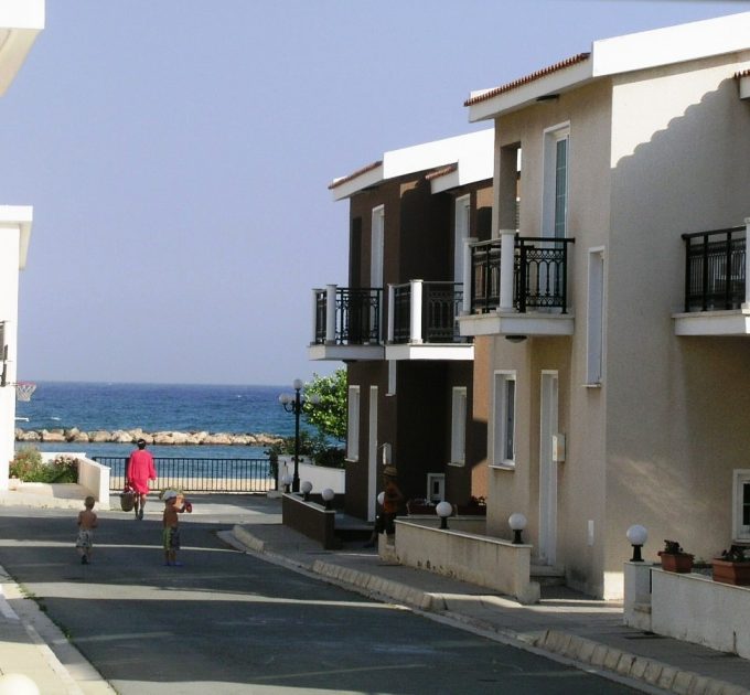 Philippou Beach Villas & Apartments